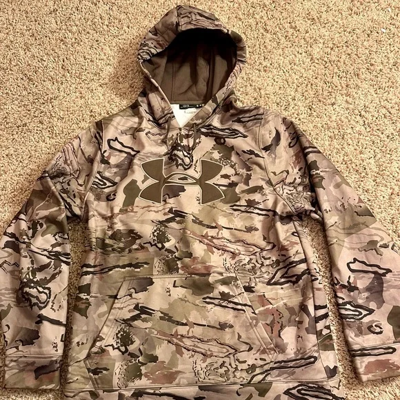 Under armor camo hoodie - Picture 2 of 7